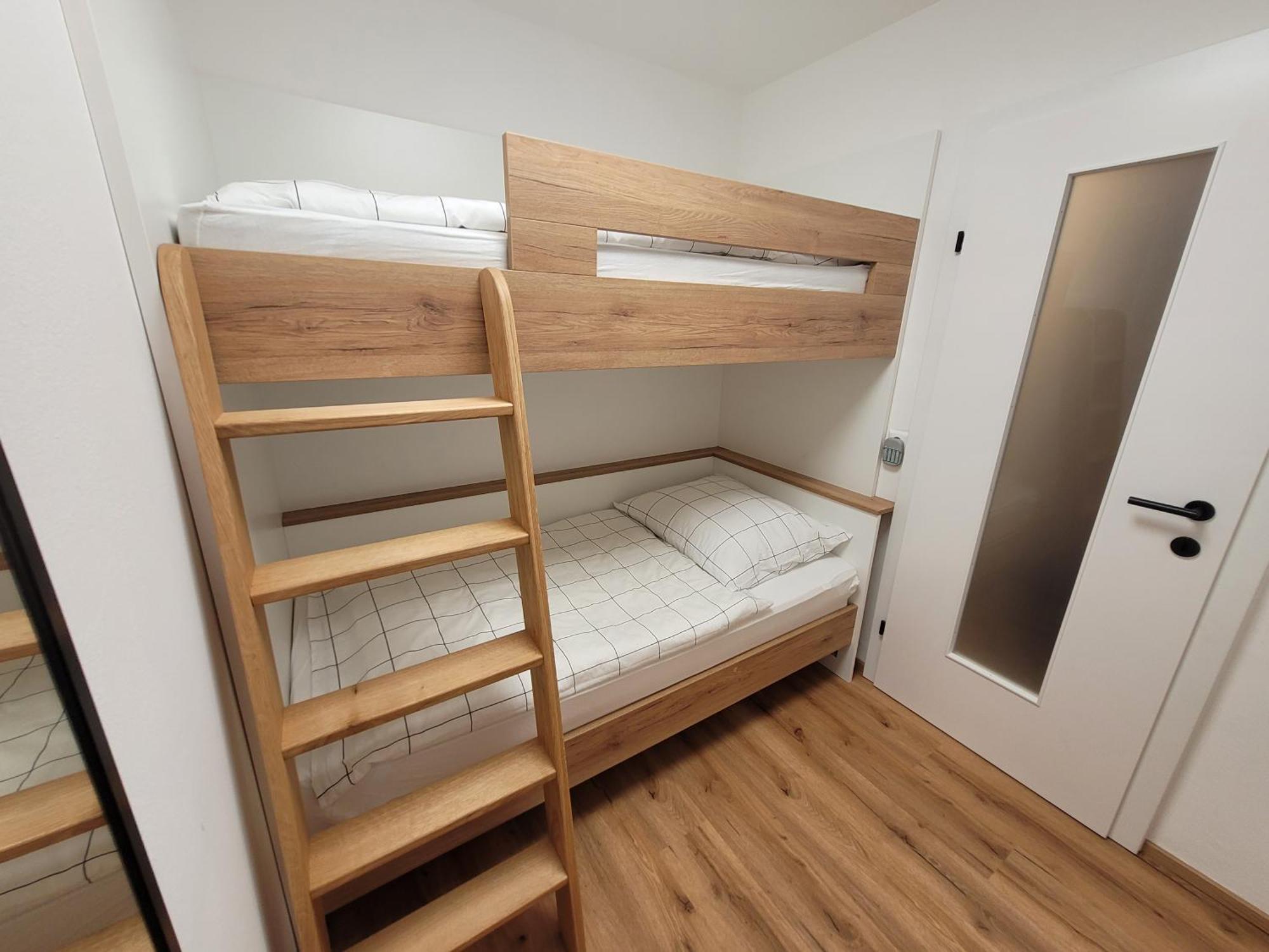 Gerlitzen-Apartments Kanzelhohe Экстерьер фото